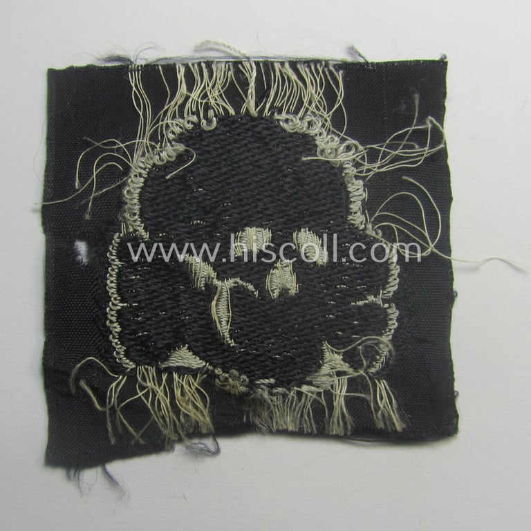 Superb, Waffen-SS, 'BeVo'-woven-style skull- and cap-eagle-set (ie. 'Totenkopf- u. Adler-Effektensatz für Schiffchen o. Einheitsfeldmütze')