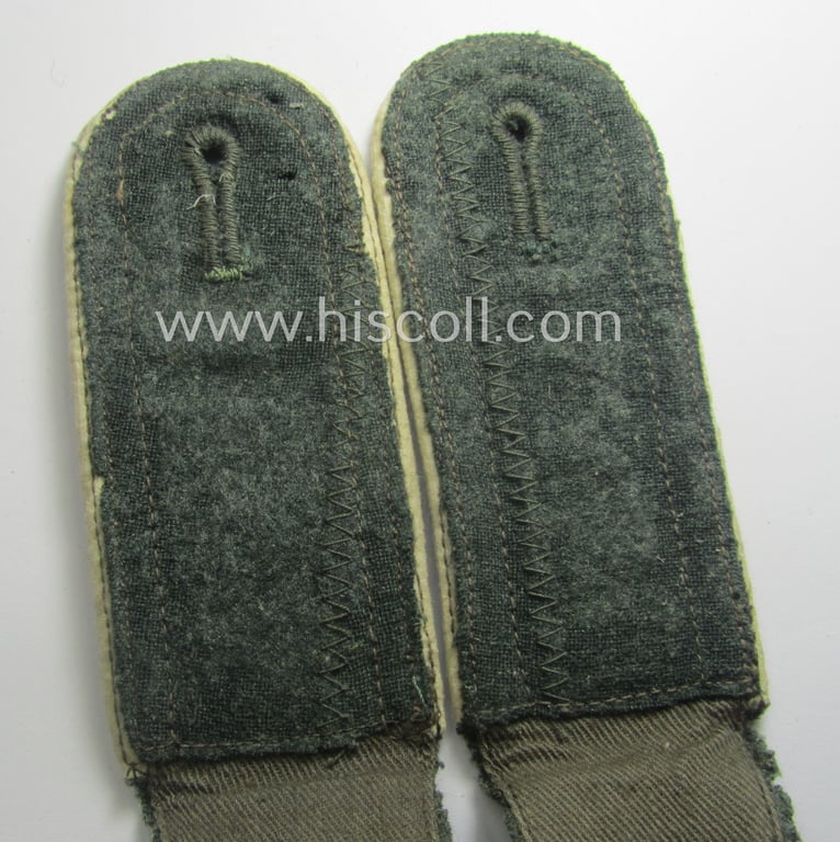 Pair of WH (Heeres) NCO-type (ie. 'M41- o. M43'-pattern) shoulderstraps: 'Uffz. eines Infanterie-Rgts.'