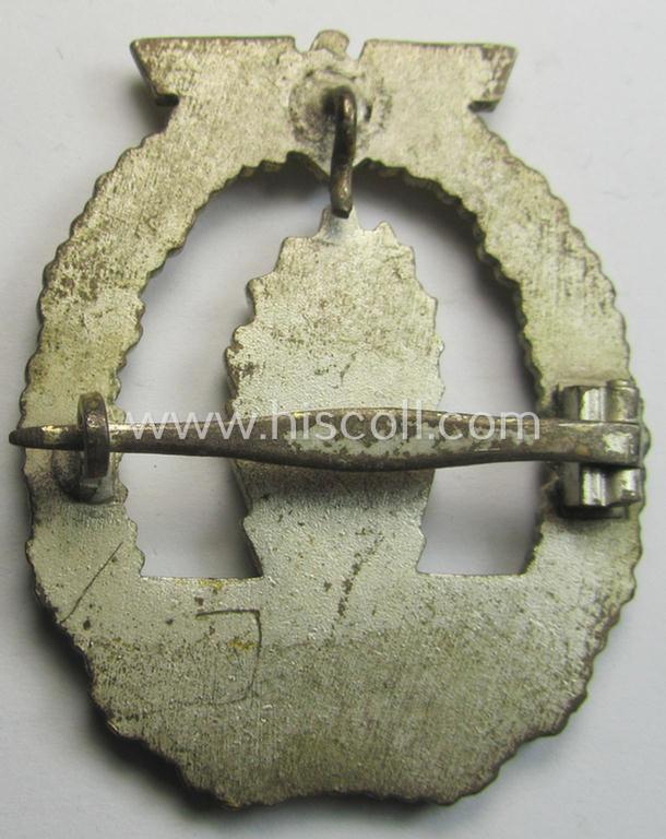 WH (Kriegsmarine) 'Kriegsabzeichen für Minensuch-, U-Boot-Jagd und Sicherungs-Verbände' (being a very detailed but non-marked example as produced by the 'Wilh. Deumer'-company)