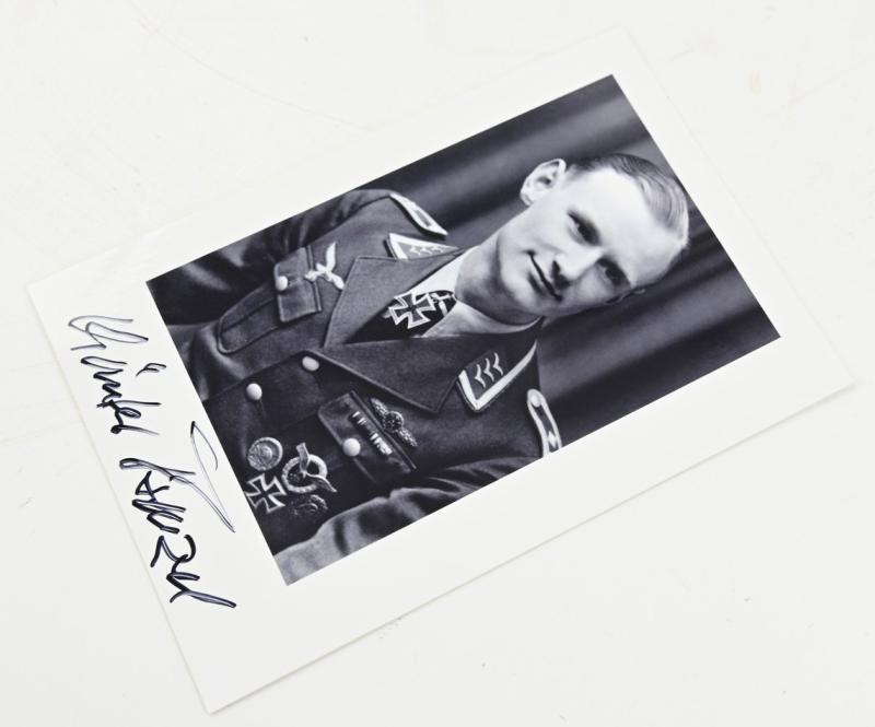 Signature of Luftwaffe KC Recipient 'Günther Frenzel'