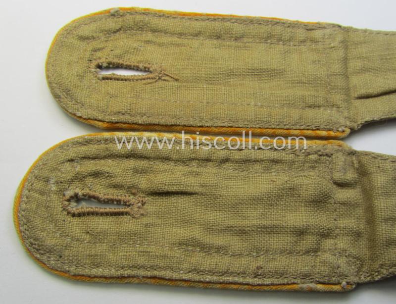 Pair of - truly used- and/or worn! - WH (Luftwaffe) 'tropical-styled' shoulderstraps (as was specifically for usage on the tropical-shirts ie. tunics) as was intended for usage by an: 'Uffz. der Flieger- o. Fallschirmjäger-Trpn.'