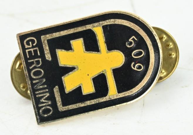 US Army 509th Airborne Infantry Regiment DUI Unit Crest Pin