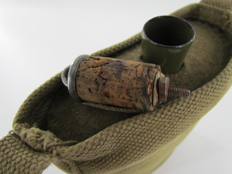 British WWII Canteen ( Blancoed )