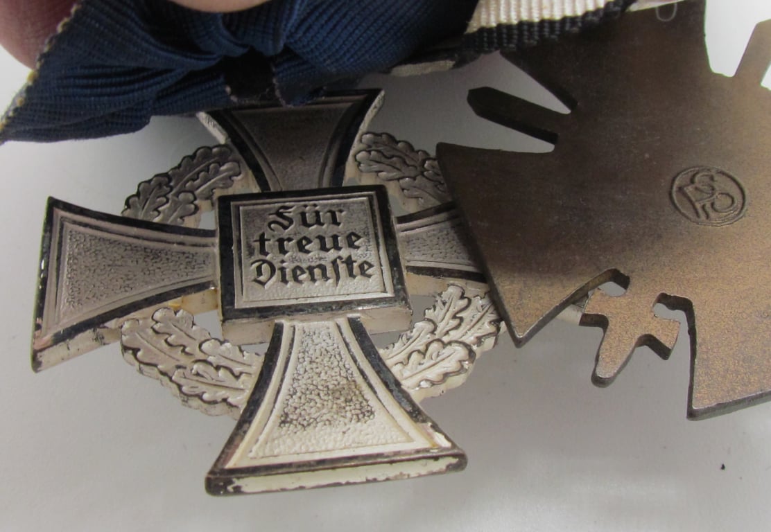 Two pieced Medal Bar