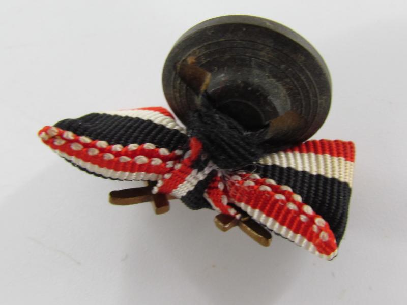German Ribbon Bar , Button Variant