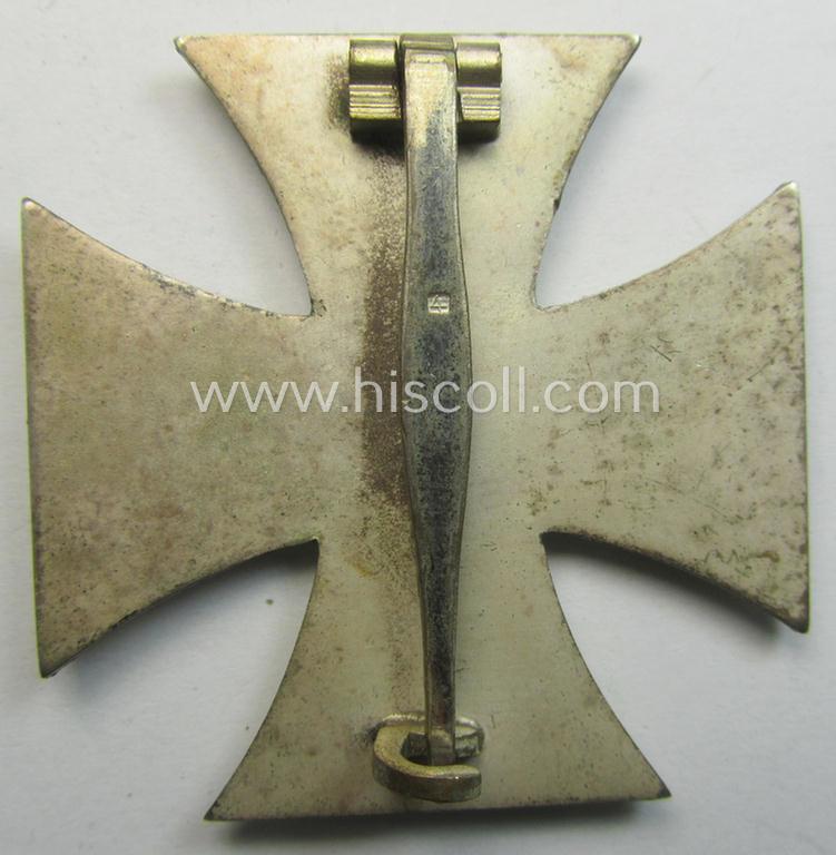 Superb, 'Eisernes Kreuz 1. Klasse' (ie. Iron Cross 1st class) being an (I deem) early-war-period produced: '4'-marked (ie. by: 'Steinhauer & Lück'-produced) example and that comes complete in its specific etui as issued and/or recently found