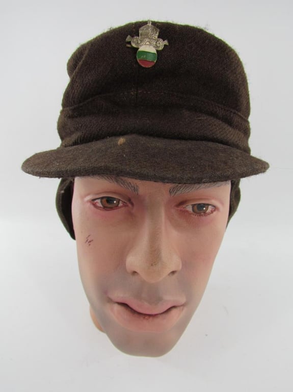 WW2 Bulgarian Armoured m43 Style Cap dated 1943