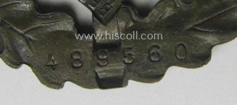 'SA-Sportabzeichen in Bronze' being a maker- (ie. 'Berg u. Nolte'-) marked example that shows the (unique) impressed bearers'-number: '489560'