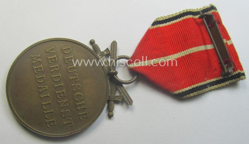 'Deutsche Bronzene Verdienstmedaille des Deutschen Adler Ordens mit Schwn.' (being a typical '30'-marked example)
