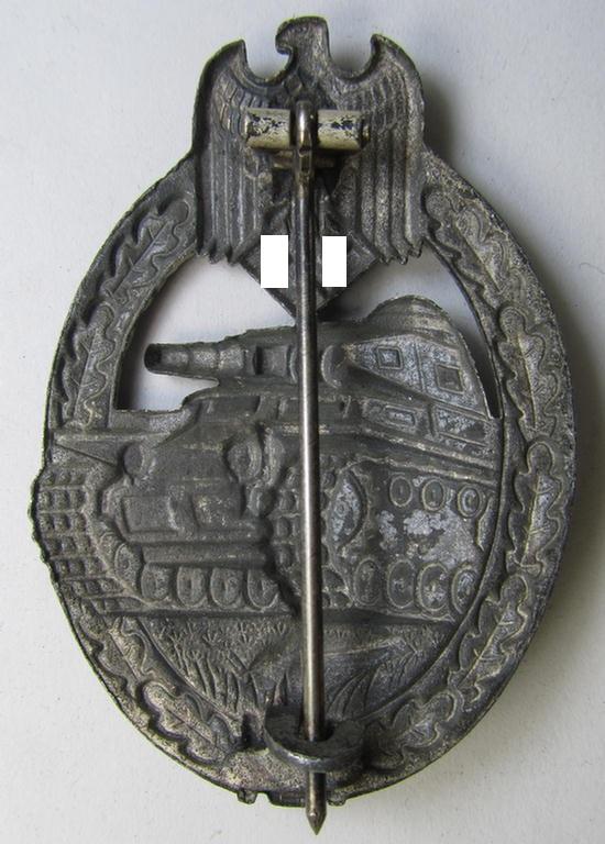 Attractive, 'Panzerkampfabzeichen in Silber' (or: silver-class panzer-assault badge or PAB) being a hollow-type, non-maker-marked- and/or zinc- (ie. 'Feinzink'-) based specimen as was procuced by the: 'Gebr. Wegerhoff'-company