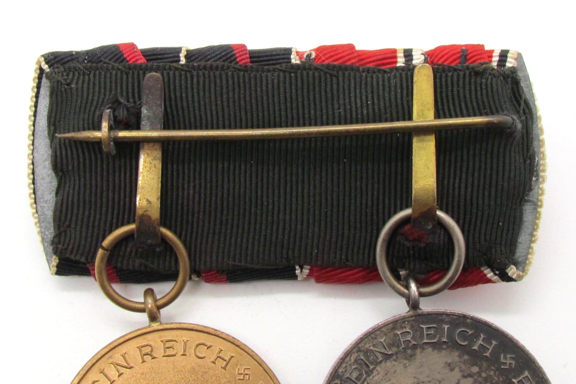 Two piece medal war with annexation medals