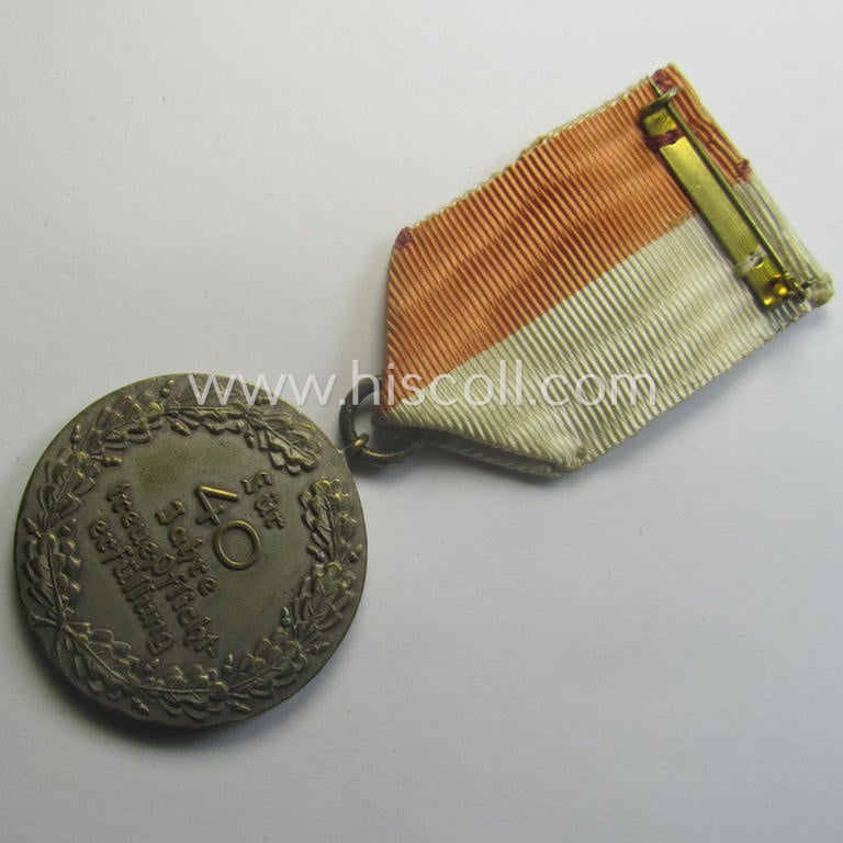 Golden-bronze-toned, typical 'Reichsnährstand'- (ie. 'RNSt.'-) related, (portable) loyal-service-award entitled: 'Reichsnährstand - Landesbauernschaft Thüringen - Für 40 Jahre treue Pflichterfüllung'