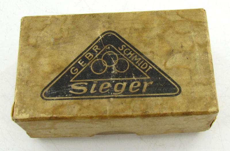German Bakelite Razor Blade Sharpener in Original Box