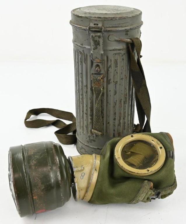 German KM Tropical Gasmask & Tornister