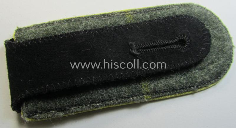 Attractive - albeit regrettably single! - Waffen-SS, NCO-type shoulderstrap as piped in the bright-yellow-coloured branchcolour as was intended for usage by an: 'SS-Oberscharführer' who served within the: 'SS-Nachrichten-Truppen'