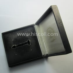 Attractive - albeit empty! - 'simplified' etui as...