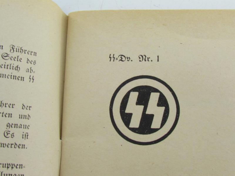 Extremely rare SS internal regulations booklet. ( 1938. nr 1 )