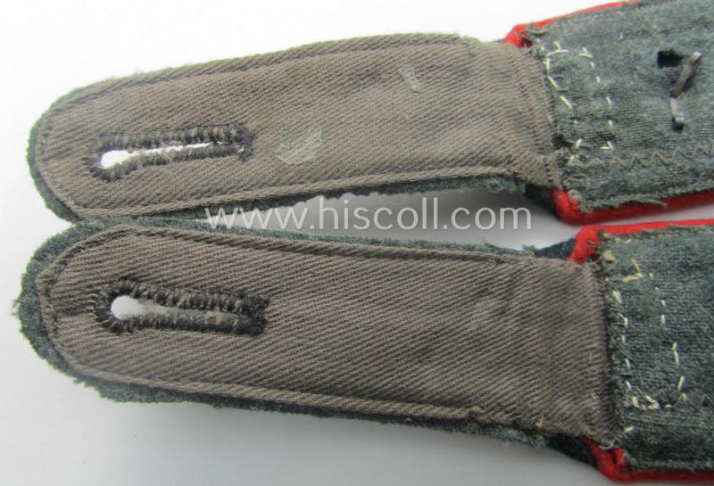 Pair of WH (Heeres), early- (ie. mid-) war-period so-called: 'M36 o. M40'-styled, NCO-type 'cyphered' shoulderstraps: 'Wachtmeister der Art.-Truppen u. Mitglied einer Artillerieschule'