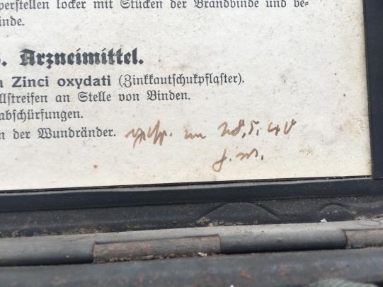 WH (Heer)/LW First Aid Kit 'Verbandkasten'