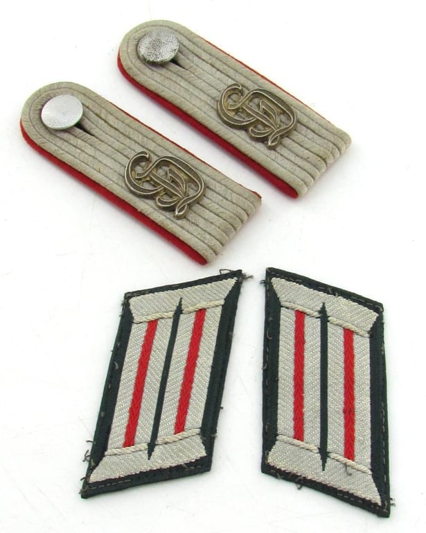 Wehrmacht 'Grossdeutschland' artillery insignia set