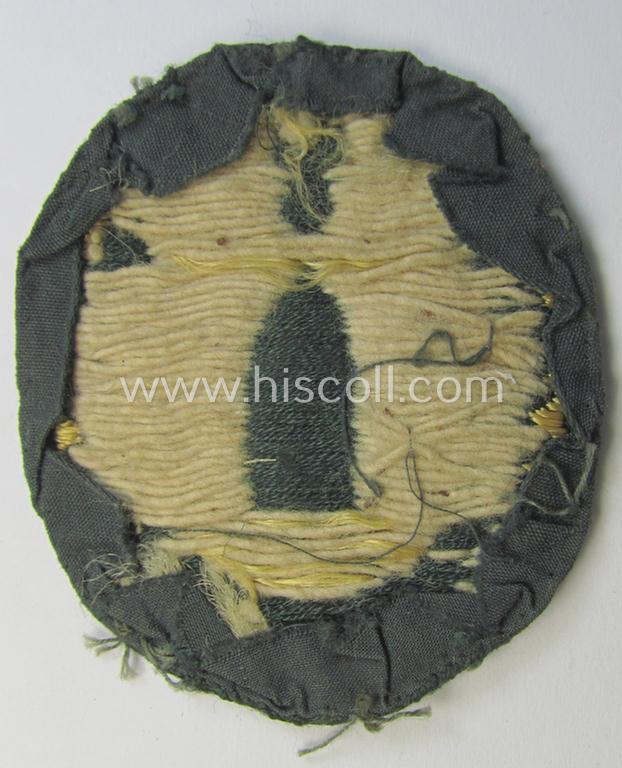 Neat - moderately used- and/or worn! - example of a WH (Heeres) 'Richtabzeichen für Artillerie-Richtkannoniere' (or: artillery gun-layers patch) as executed in neat 'BeVo-weave'-pattern (and that comes in a carefully tunic-removed condition)