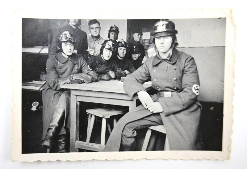 German NSKK Driver's Sleeve Badge & picture