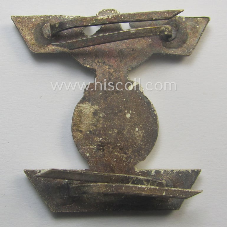Never mounted nor worn example of a: 'Wiederholungsspange zum EK II. Kl.' as was produced by the (desirable and rarely seen!) 'Hymmen & Co.'-company