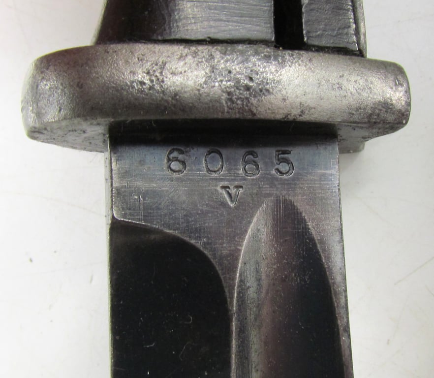 Matching K98 bayonet marked 41 fnj -6065 with frog