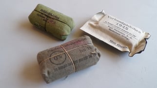 Lot of 3 field dressings