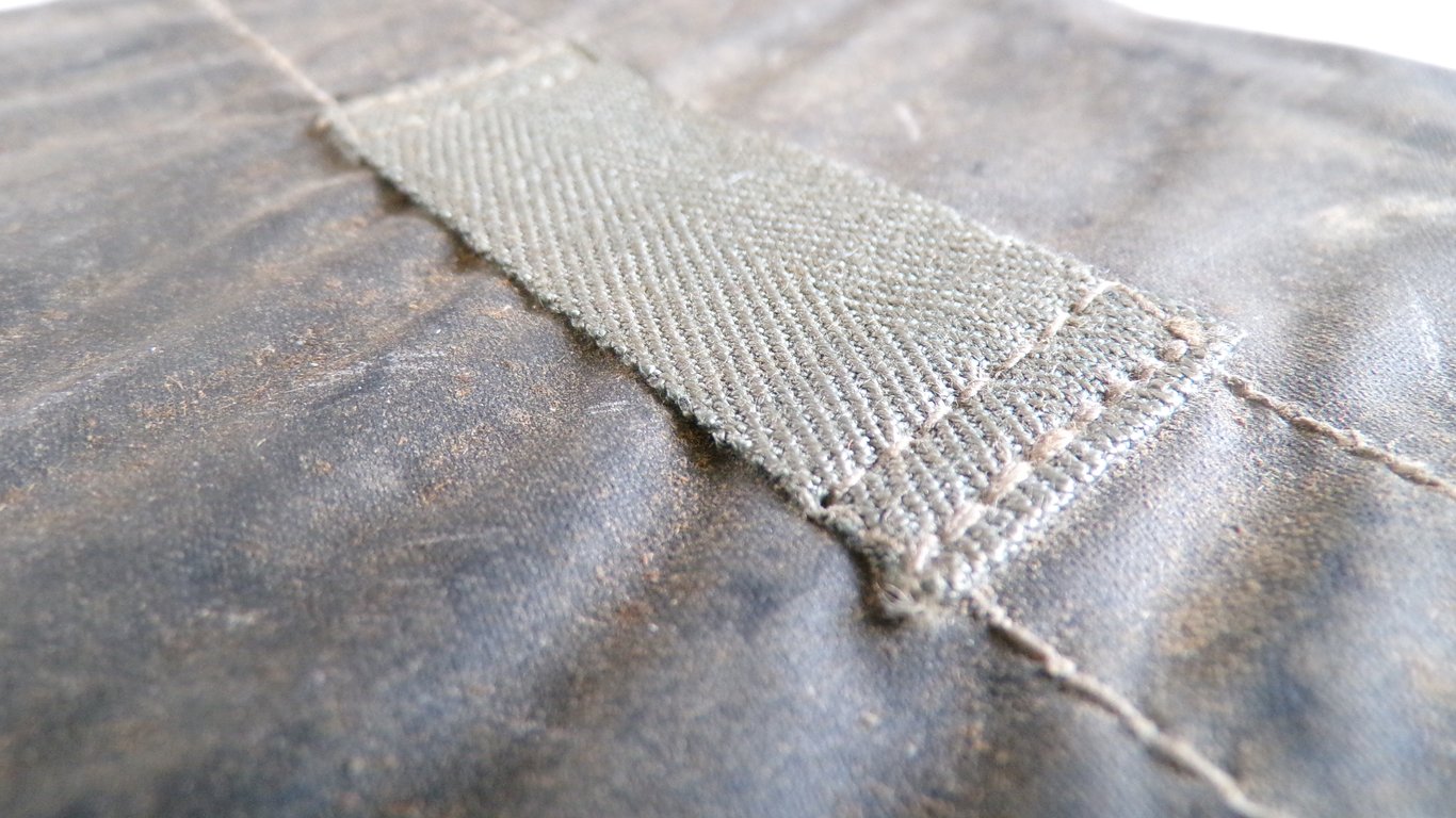 Gasplane mit Tasche / Gascape with pouch