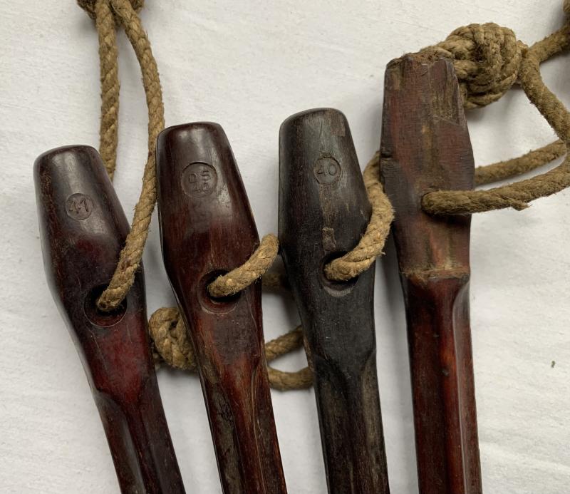 WH (Heer) Bakelite Tent Pegs