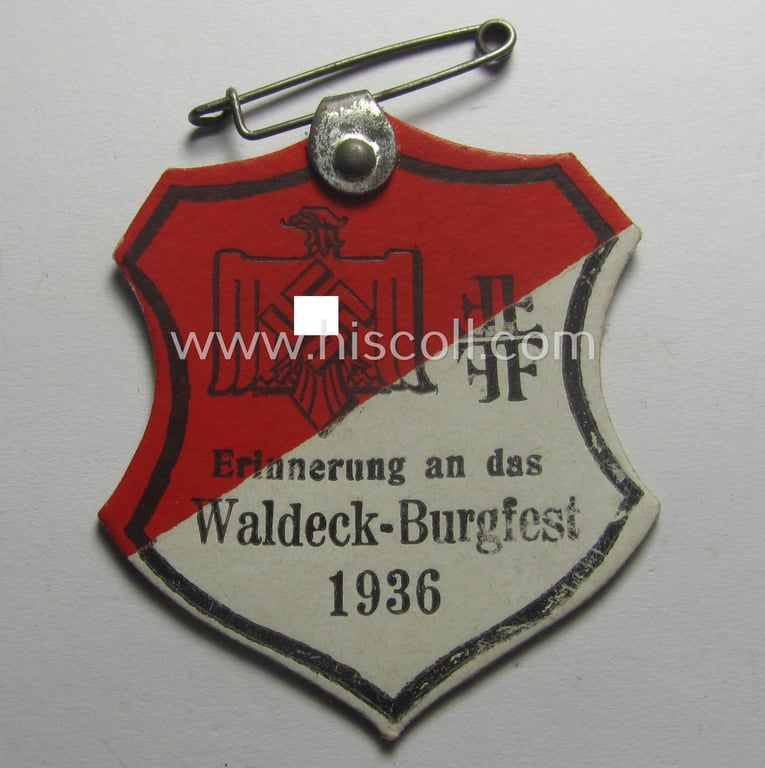 Commemorative - unusually carton-based! - DRL- (ie. 'Deutschen Reichsbund für Leibesübungen'-) related day-badge entitled: 'Erinnerung an das Waldeck-Burgfest 1936'