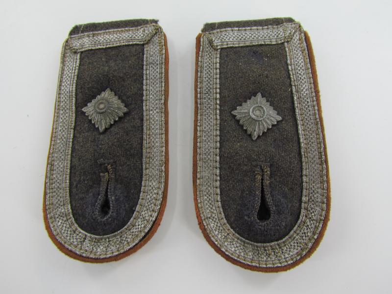 Luftwaffe Nachrichten ( Feldwebel  ) Shoulder boards