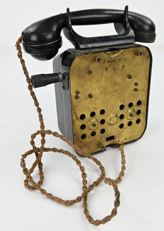 German WW2 Period Telephone 'Siemens & Halske'