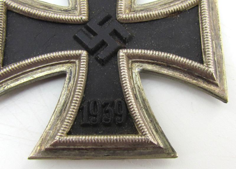 WH/SS Iron Cross Second Class ( EK2 ) Unmarked