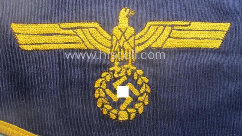 Very decorative - and officially-issued! - so-called: WH (Kriegsmarine) related vehicle- (ie. car-) flag (ie. 'Autostander o. Fahne der Kriegsmarine')