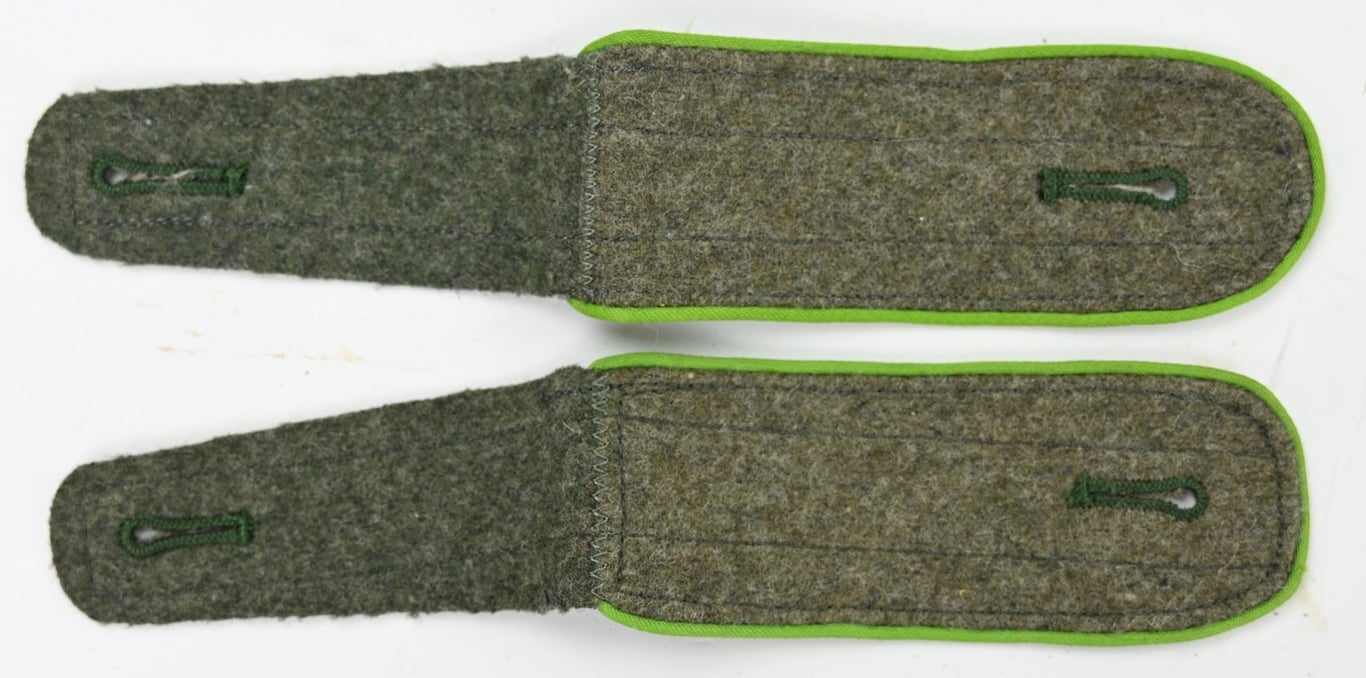 German WH M44 Shoulderboards Panzer-Grenadier
