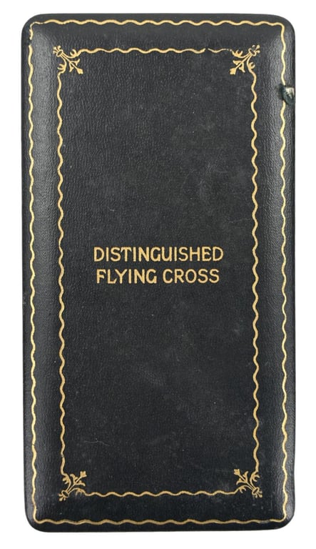 US WW2 Distinguished Flying Cross in Case