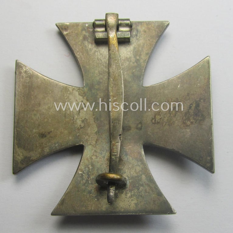 'Eisernes Kreuz 1. Klasse' being a non-maker-marked and/or fully untouched example by by the desirable 'Hersteller' named: 'Klein & Quenzer A.G.'