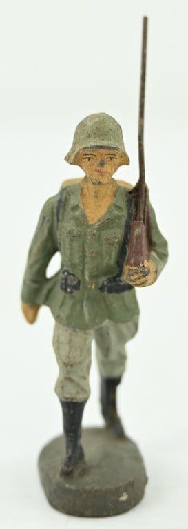 German Elastolin Toy Figure 'Infantry'