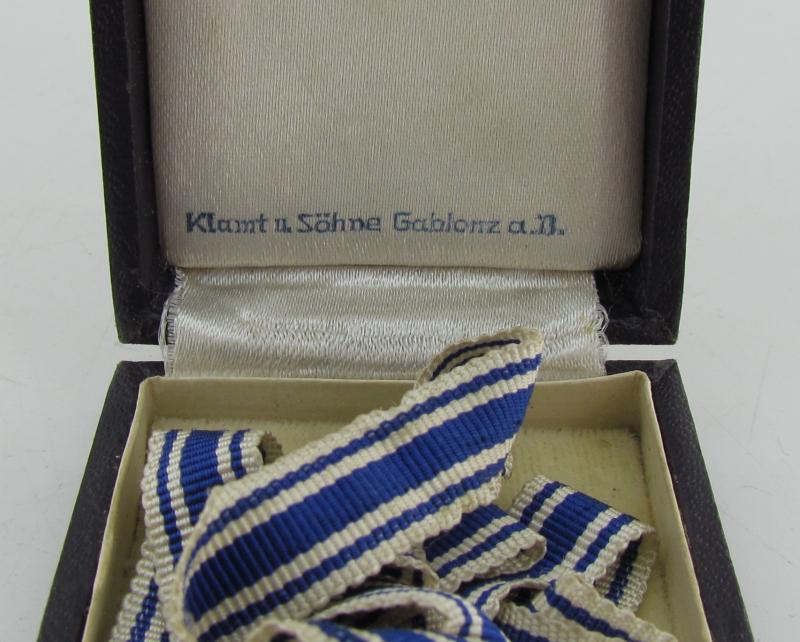 Mother’s cross in gold with box ( Klamt und Söhne )