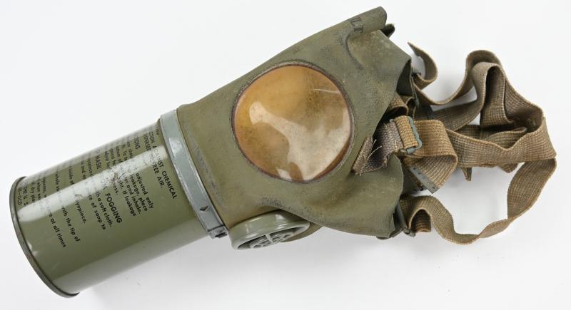 US WW2 Non-Combatant Gasmask Set