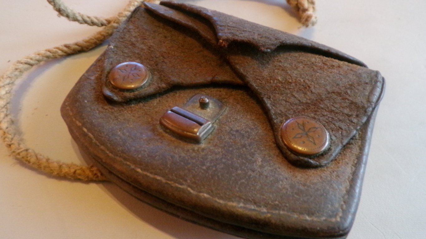 Erkennungsmarken Tasche