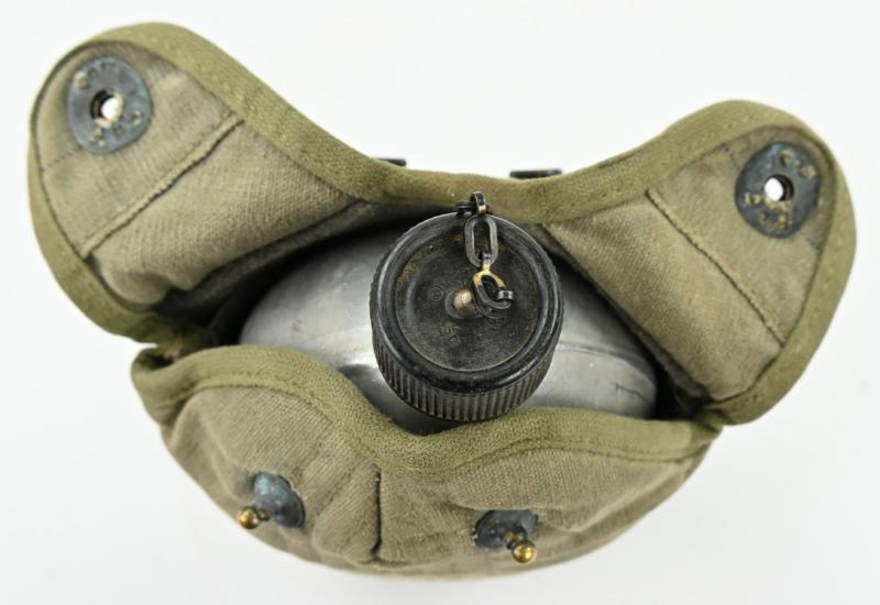 US M-1941 Cavalry/Paratrooper Canteen