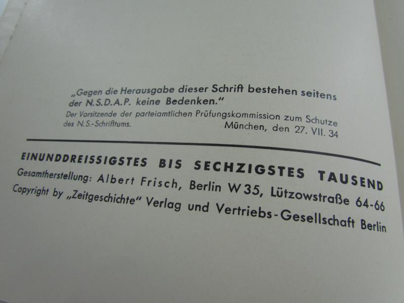 Book : Jugend Um Hitler