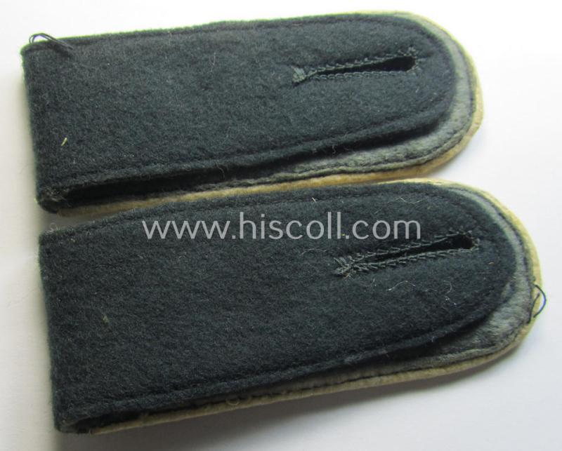 Attractive - and fully matching! - pair of WH (Heeres), pre- ie. early-war period- (ie. 'M36'- ie. 'M40'-pattern and/or rounded-styled) NCO-type shoulderstraps as was intended for an: 'Unteroffizier der Infanterie-Truppen'