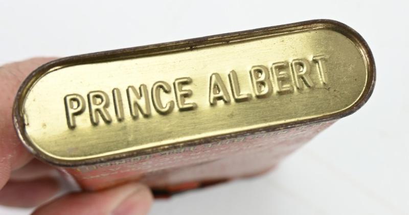 US WW2 Prince Albert Crimp Cut Tin Can of Tabacco