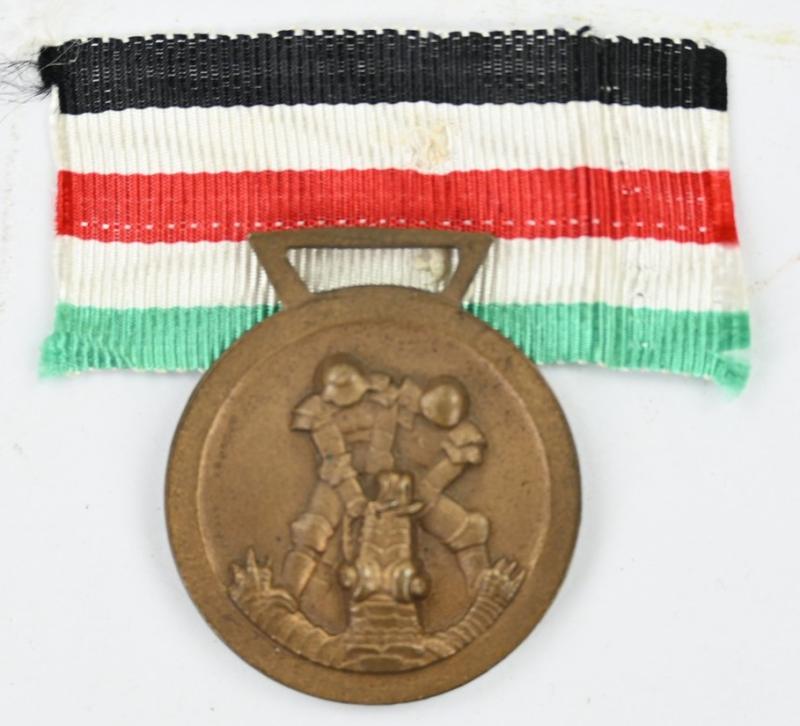 German WH Italian Campaign medal with Pouch