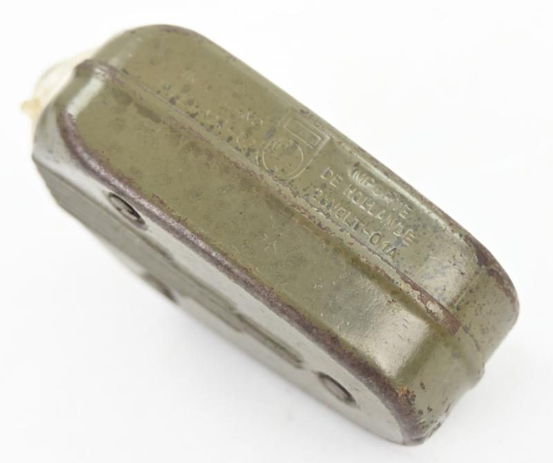 Dutch WW2 Iconic Flashlight 'Knijpcat' type 7424-03