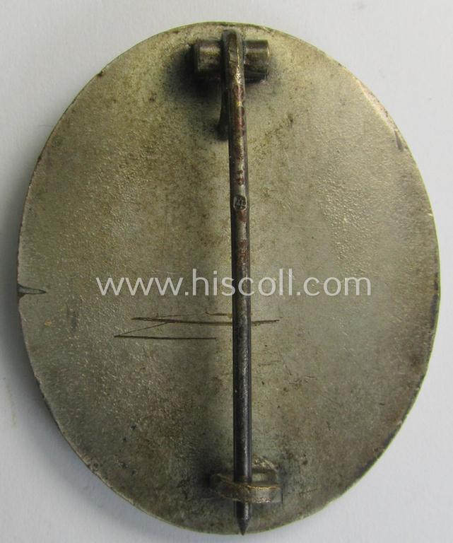 Attractive - and luxuriously-styled! - example of a: 'Verwundeten-Abzeichen in Silber' being a clearly maker- (ie. '4'-) marked, 'Buntmetall'-based example by the maker (ie. 'Hersteller') named: 'Steinhauer & Lück'